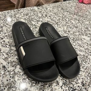 Men’s Prada slides